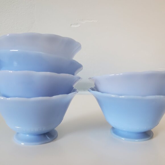 Very Rare Vintage Pyrex Delphite Blue Footed Sherbert Dishes - Picture 3 of 3